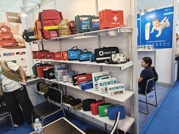 即時リリースの場合 ReadyGuard Solutions の必須 72 時間緊急キットで準備を整えてください